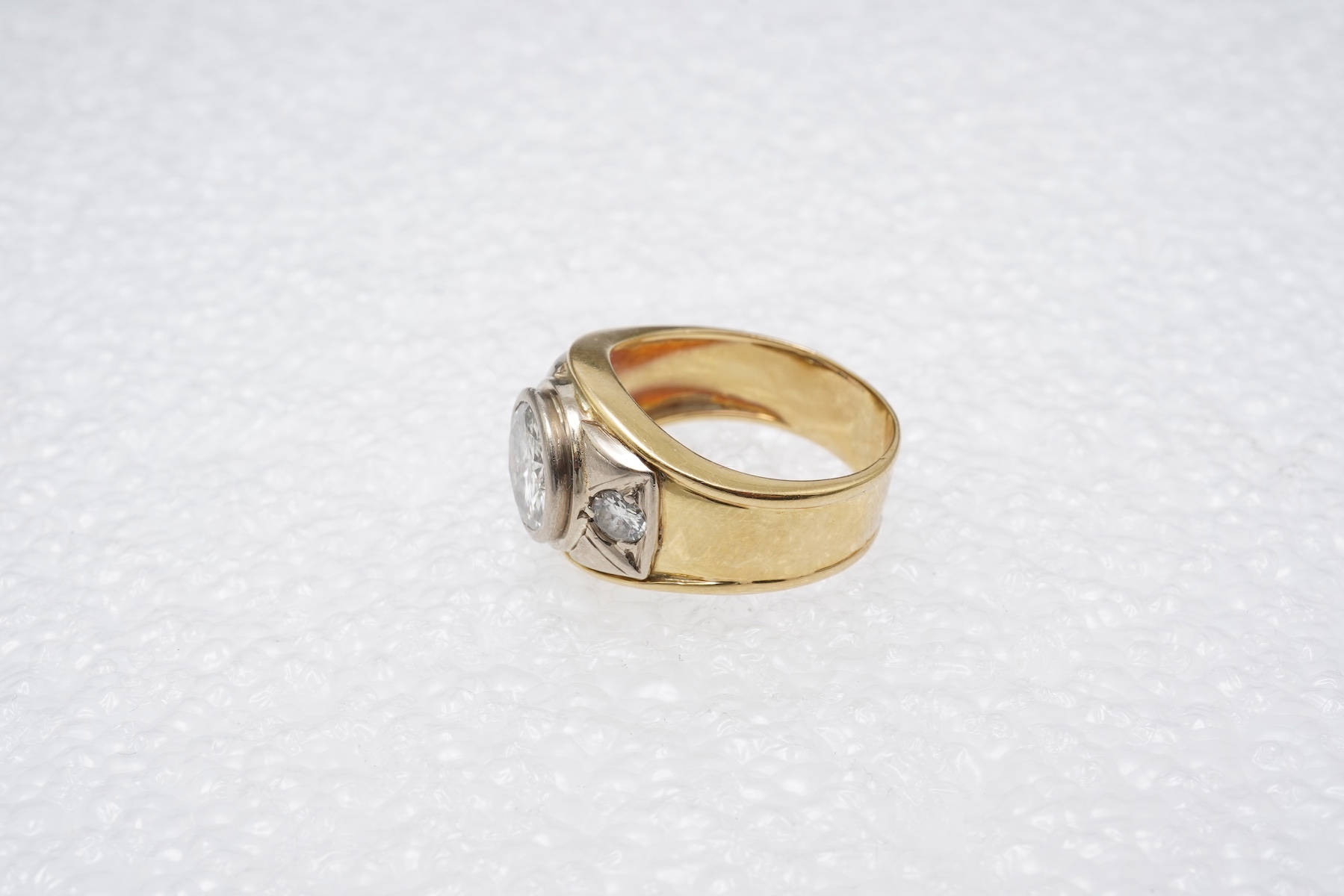 A diamond dress ring